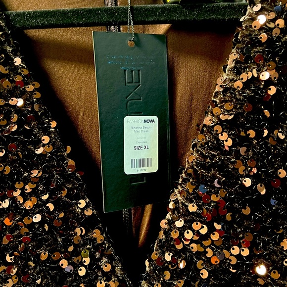 Rihanna Sequin Maxi Dress - Chocolate - Size XL - Picture 10 of 10